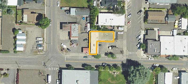 325 Main St