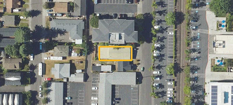 135 Adams Ave