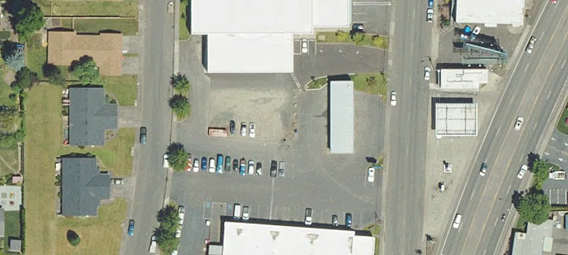 1805 Baker St