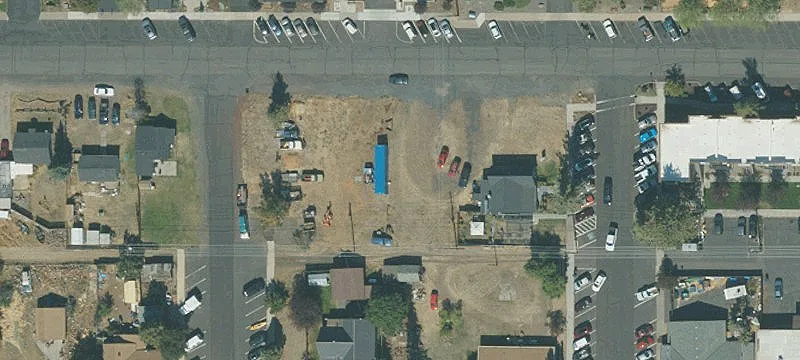 153 Adams Ave