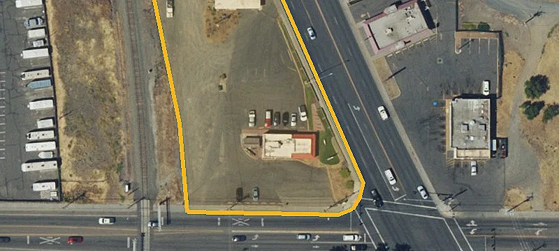 780 Hwy 395