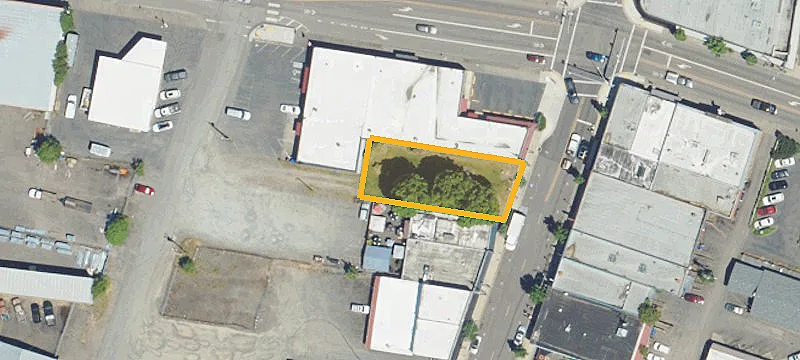 106 Molalla Ave