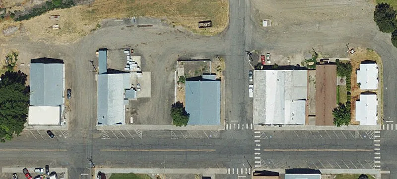 325 Main St