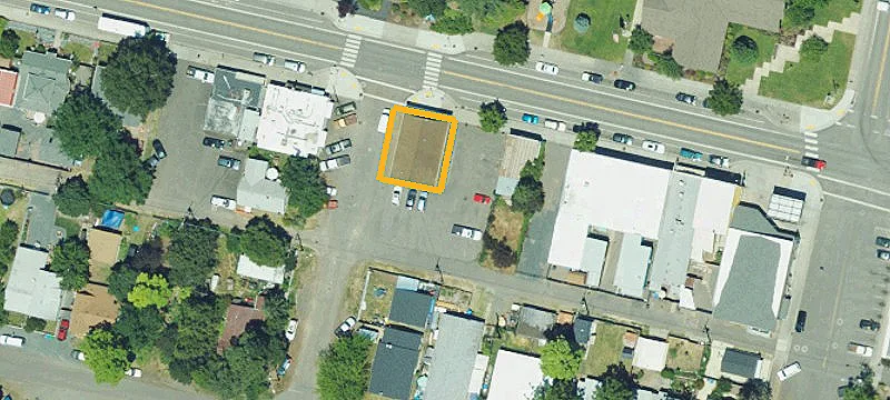492 2nd Ave