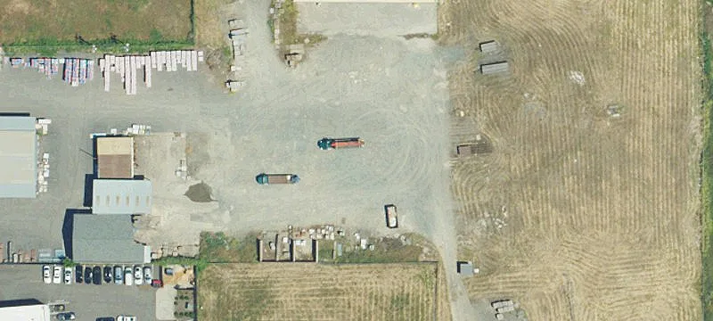 3300 Crater Lk Ave