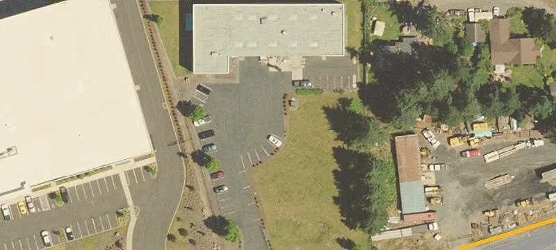 2000 4th Ave