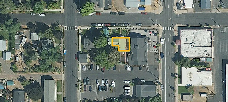 614 Cedar Ave