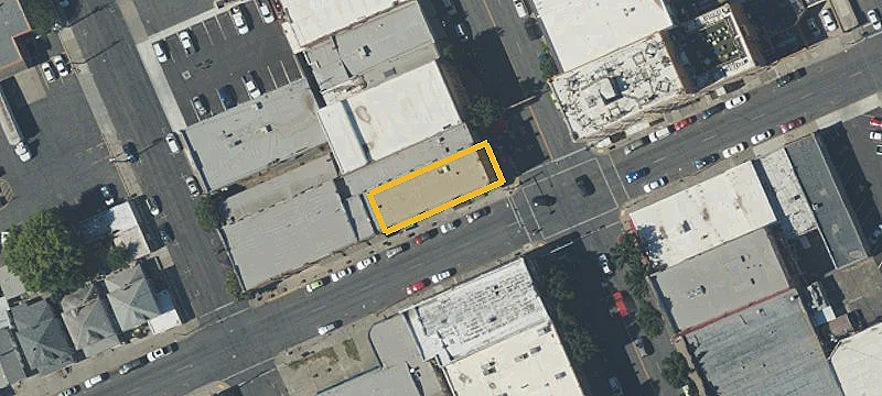 365 Main St
