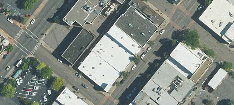 711 Main St
