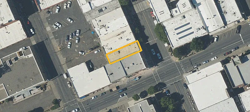 251 Main St