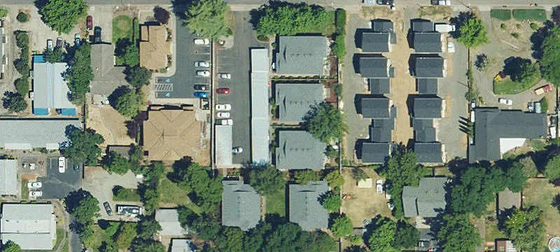 1110 Woodrow Ln