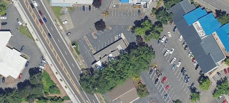 1689 Molalla Ave