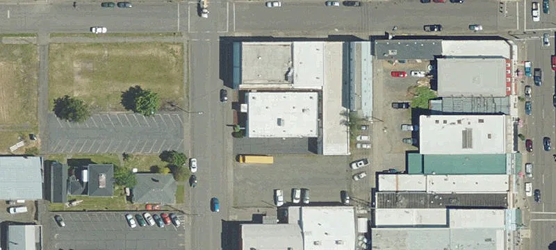 725 2nd St