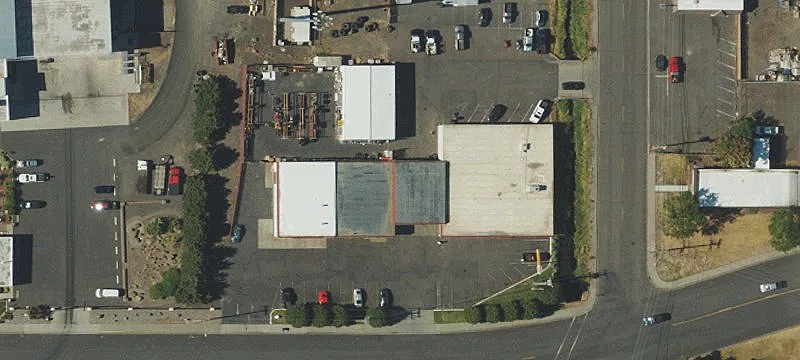 609 Broadway Ave