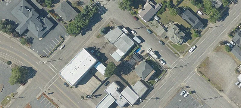 328 Oak St