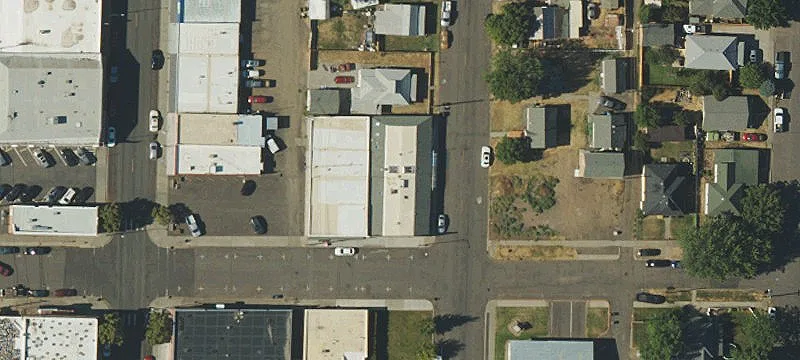 17 6th Ave