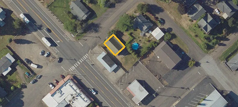 335 2nd St