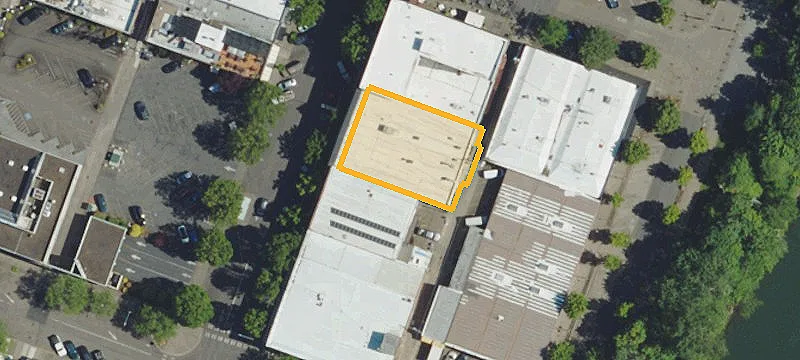 215 2nd St