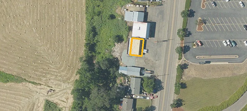 898 Main St