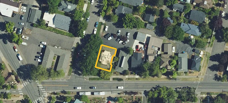 521 Main St