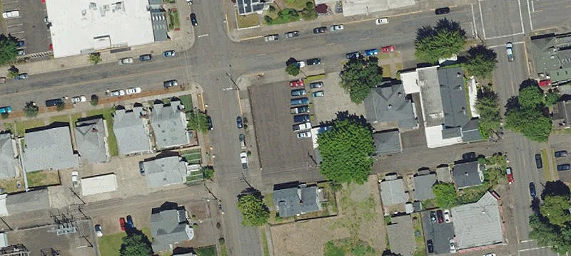 530 3rd SW Ave