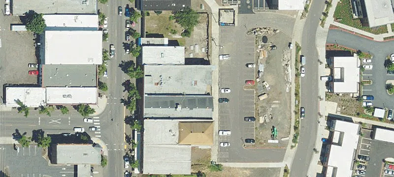 289 Main St