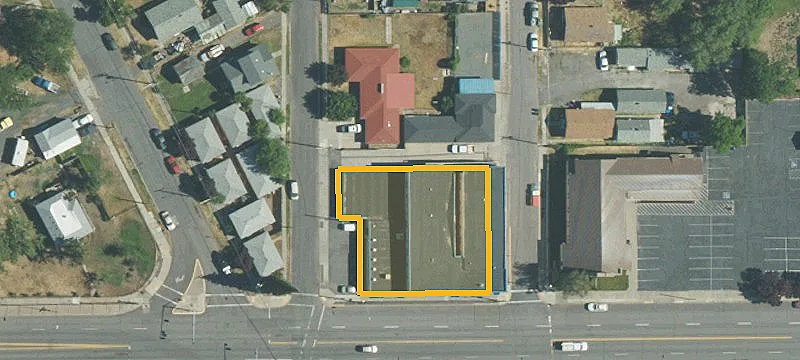 1717 Main St