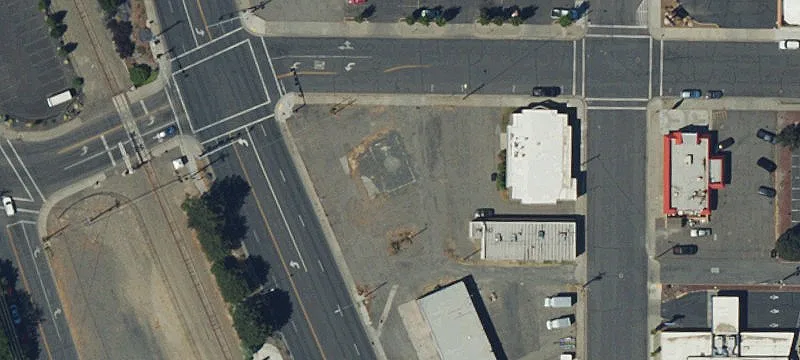 205 Hwy 395