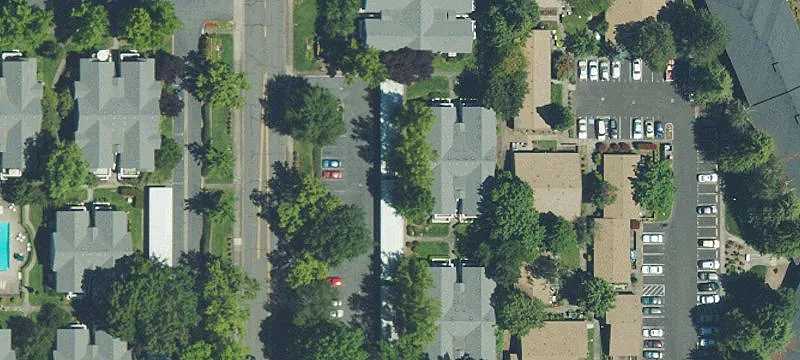 1800 Poplar Dr