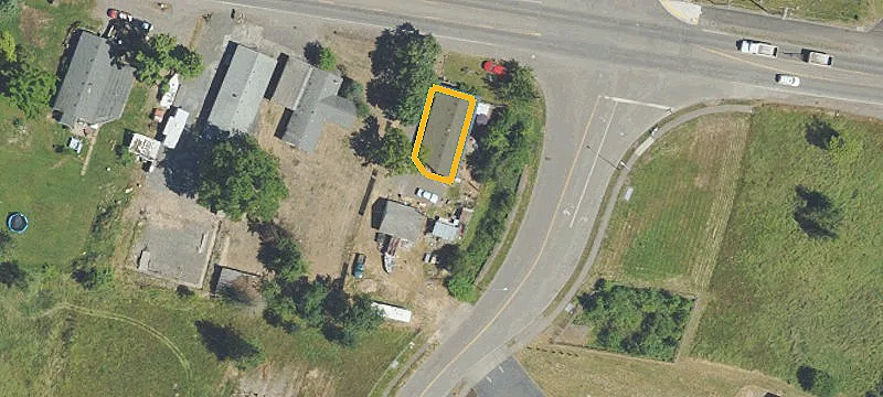 1406 Main St