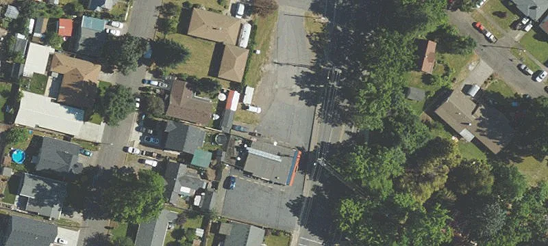 700 Settlemier Ave