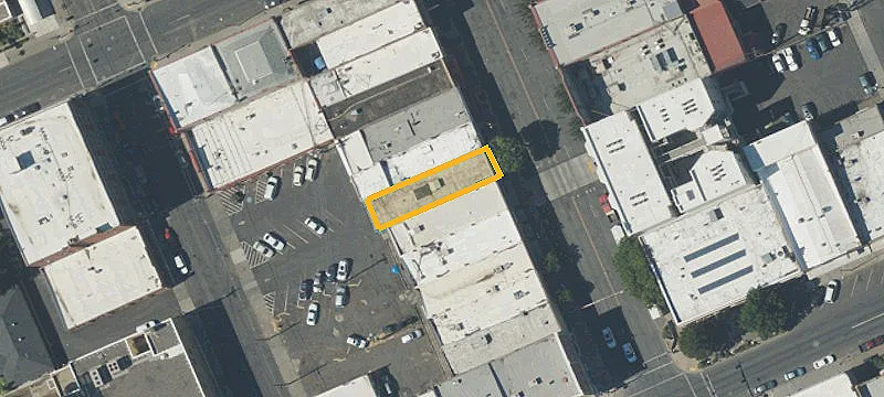 233 Main St