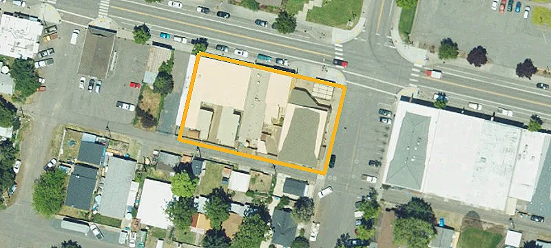420 2nd Ave