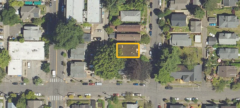 4119-4121 Albina Ave