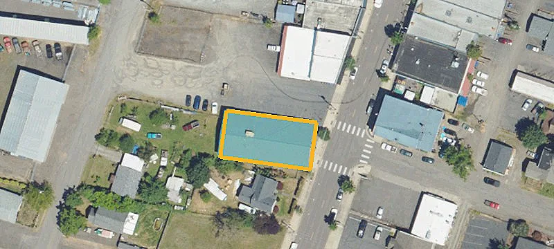 122 Molalla Ave