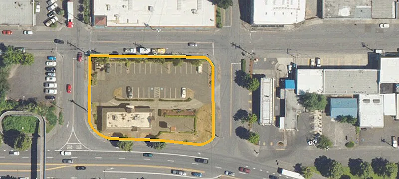921 Wi Se Powell Blvd