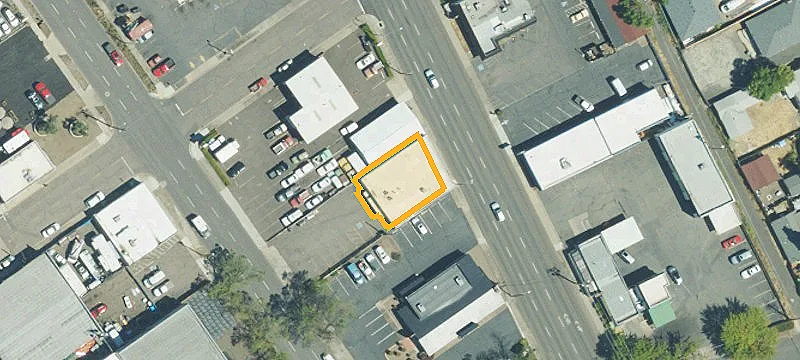 612 Riverside Ave
