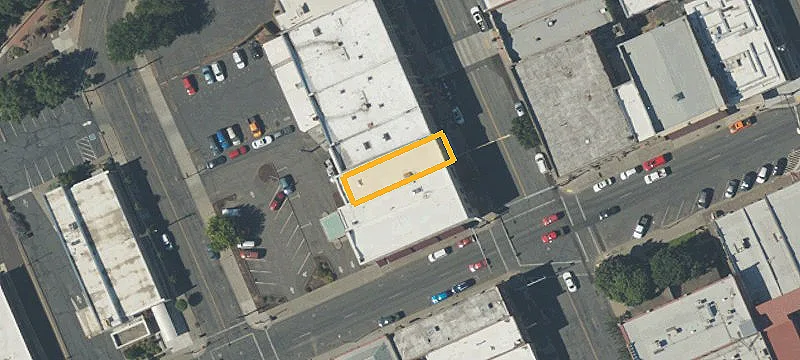 147 Main St