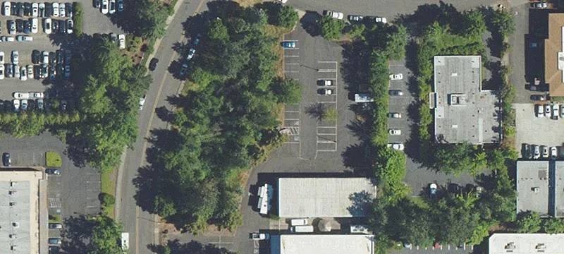 25050 Pkwy Ave