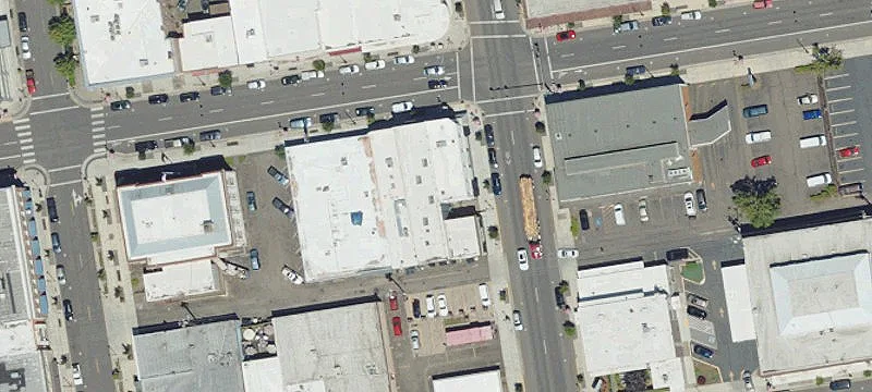 206 2nd SW Ave