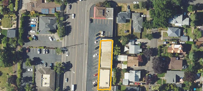 1930 Commercial SE St