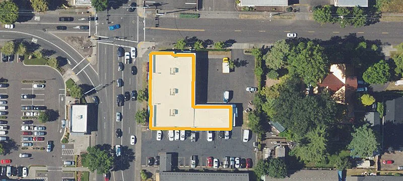 422 10th Ave