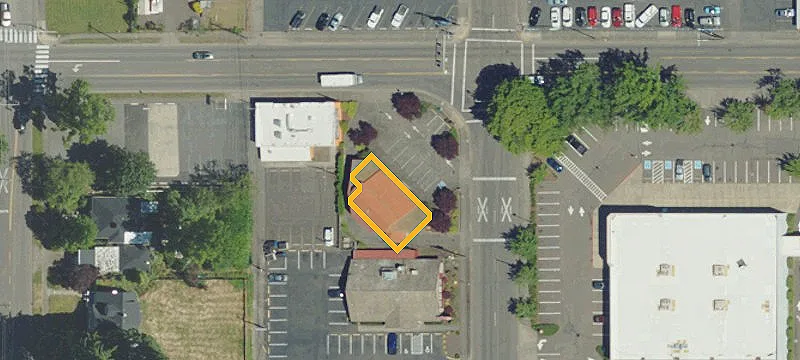1010 Main St