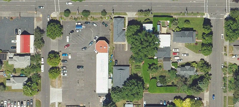 2420 Pacific Ave