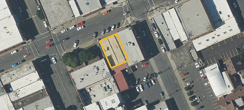 18 Ct Ave
