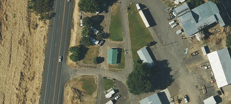 1420 Main St