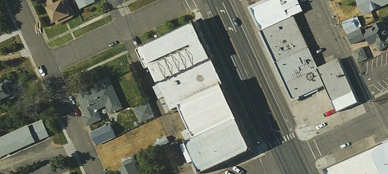 908 Main St