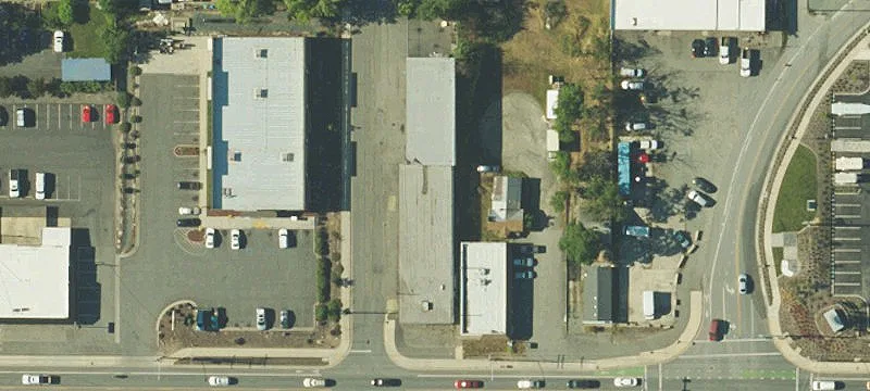 1258 Redwood Ave