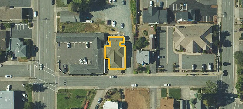112 Evelyn Ave