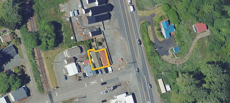 15570 Hwy 101st N